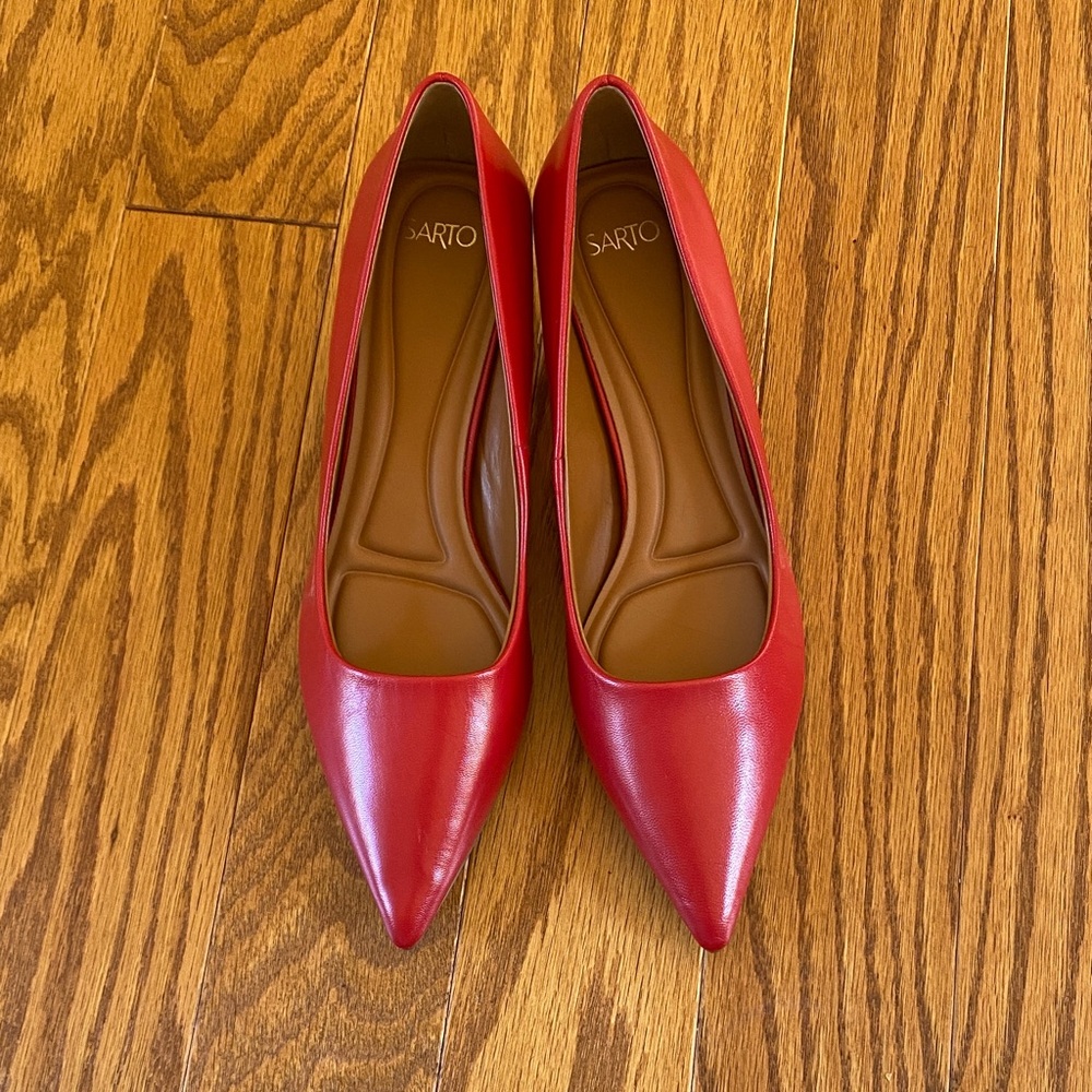 Women's Chic Red Pointed-Toe Heels Size 8